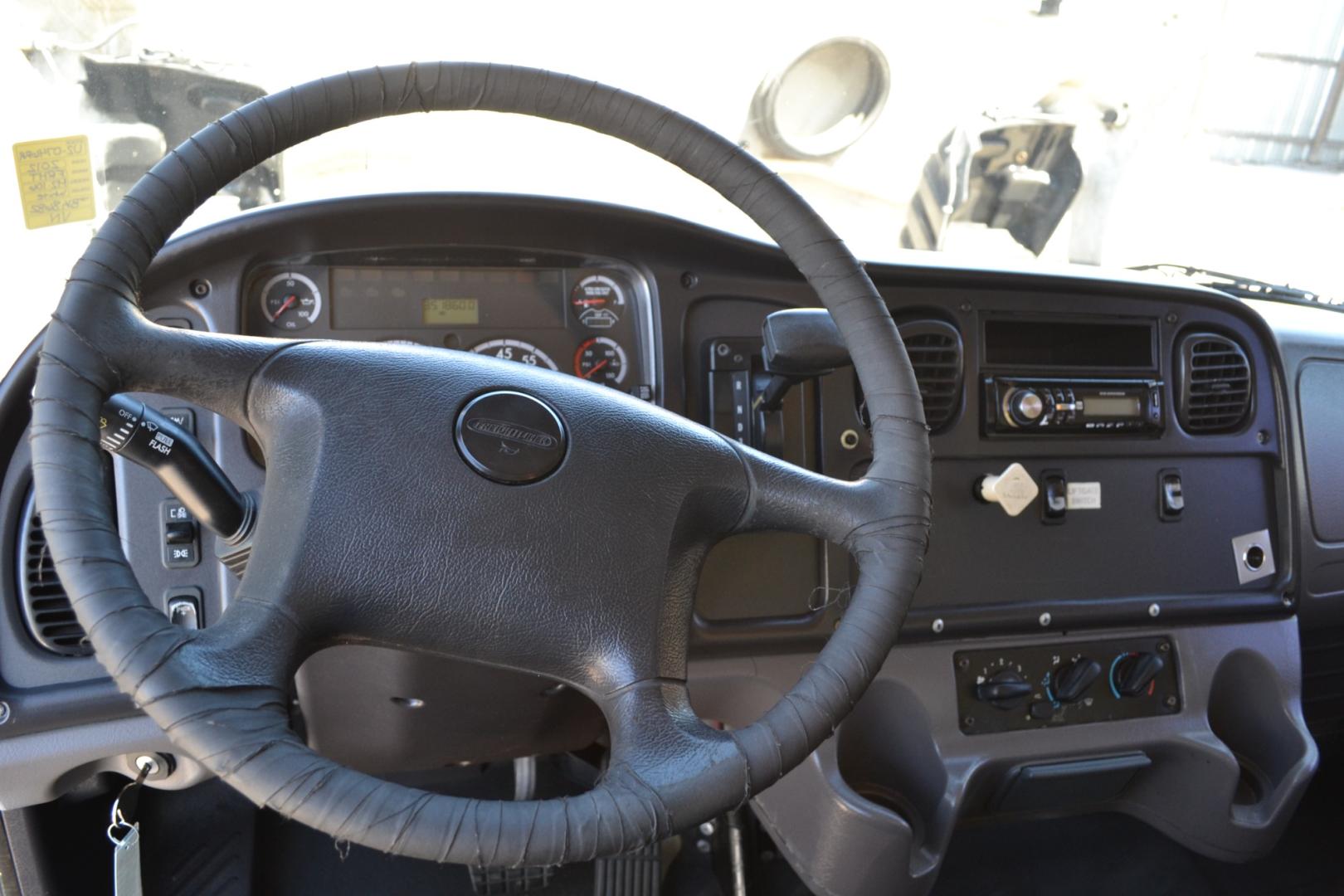 2012 WHITE /GRAY FREIGHTLINER M2-106 with an CUMMINS ISB 6.7L 220HP engine, ALLISON 2100HS AUTOMATIC transmission, located at 9172 North Fwy, Houston, TX, 77037, (713) 910-6868, 29.887470, -95.411903 - Photo#17